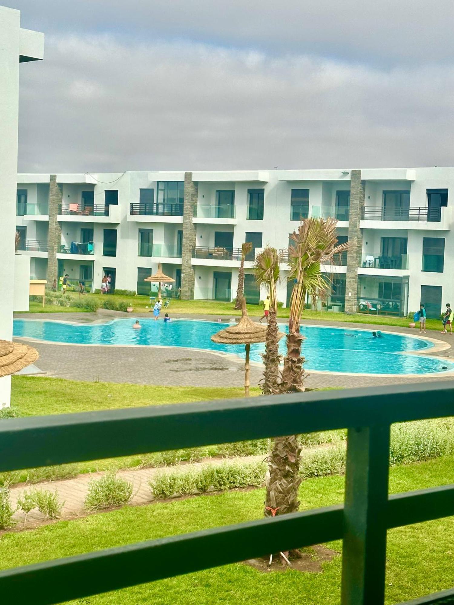 Appartement Cozy Avec Piscine Sidi Rahal  Luaran gambar